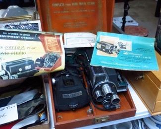 Wittnauer Cine-Twin Automatic 8mm Combination Movie Camera Projector w/ Manuals in Case