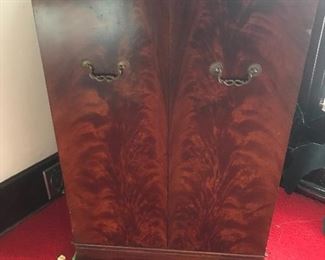 Mahogany record player