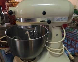 Kitchen aid mixer