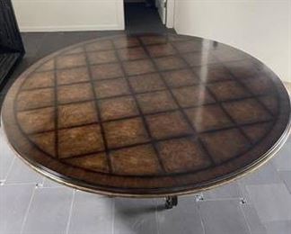 Aria round dining table