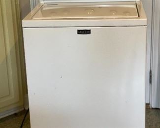 Excellent Maytag Centennial Commercial washing machine.
