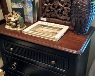Black side table/nightstand with brown wooden top
