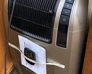 Lasko heater with remote