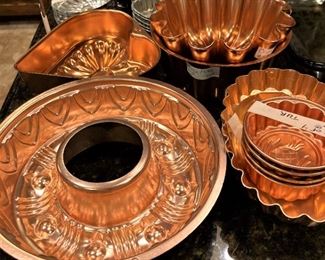 Copper-toned molds