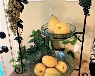 2-tier fruit holder