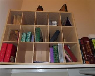 Storage Unit - Cards