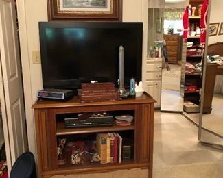 Sanyo tv, General electric AM/FM radio, large made in USA flashlight, Panasonic  VHS