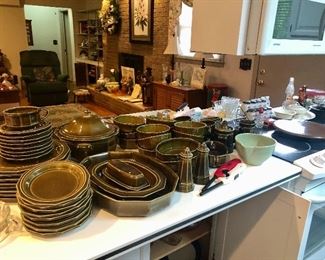 Pfaltzgraft Pottery set of 59 pieces