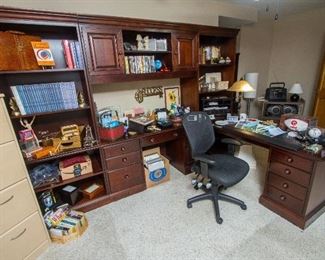 Wonderful Office Suite for working at home!!