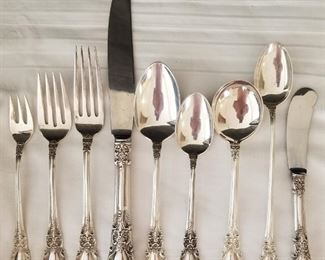 Lunt Sterling Silver American Victorian  9 Piece Place Setting