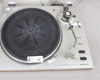 SANYO TP-1010 TURNTABLE WITH M44-7 SHURE CARTRIDGE