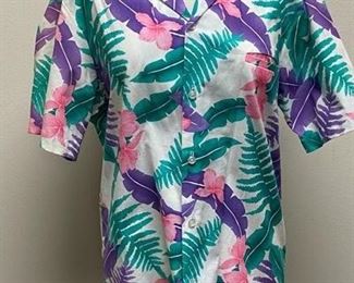 Vintage Hilo Hattie Hawaiian Tropical Womans Button Front Shirt