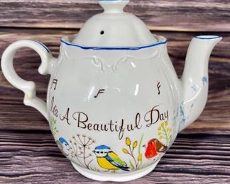 Vintage ITS A BEAUTIFUL DAY Musical Teapot