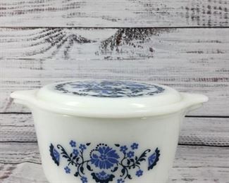 Vintage Pyrex Blue Floral Onion Pattern Cinderella Casserole Dish with Lid