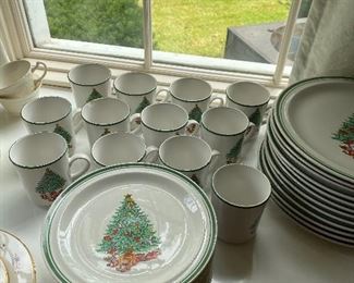 Anchor Christmas set made in Japan