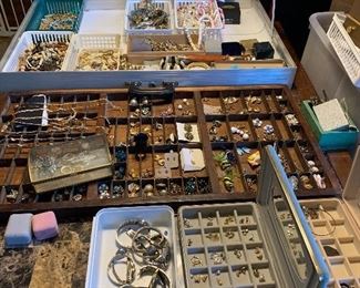 Tons of beautiful costume jewelry 