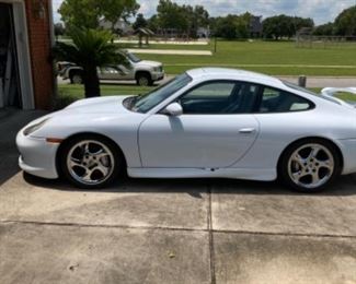 Porsche 911- 1999 - 87,619 miles. 2 Dr, moon roof..for silent Bid only. 
