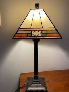 Craftsman style lamp