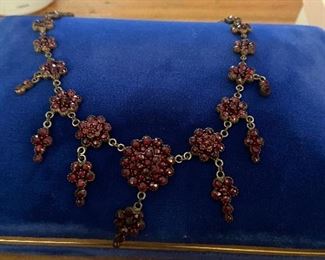 Vintage garnet necklace