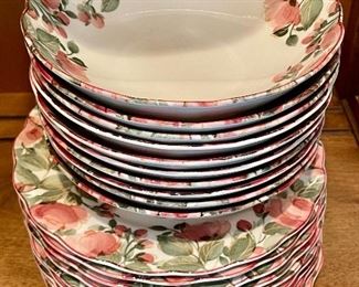 Item 93:  Set of Nikko Tableware:  $75                                                                             10 dessert plates, 10 bowls