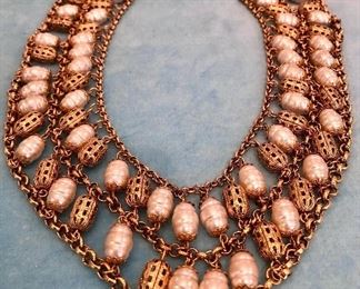 Item 341:  Striking Faux Pearl & Gold Tone Necklace:  $24