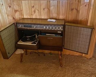 Stereophonic Cabinet