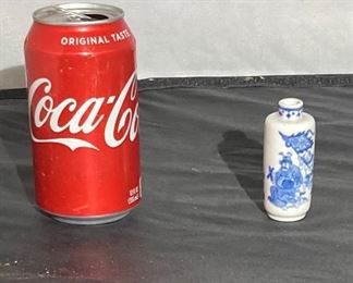 #11 - 19th c. Blue & white soft paste snuff bottle depicting Zhong kui . RESERVE
More photos: https://flic.kr/s/aHsmWpaXHH
3”tall - Soft paste, crackle throughout. Repairs to mouth and neck. (Previously broken).