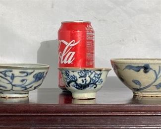 #26 - ( 3 pieces) Ming blue & white porcelain bowls.
More photos: https://flic.kr/s/aHsmWoe398
4 7/8”wide (1st), 4 3/8”wide (2nd), 3.25”wide (3rd). - All 3 have glaze retractions and firing imperfections. Smallest bowl has a rim chips.
