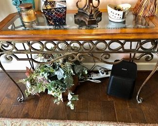 Wood/metal/glass sofa table