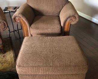 Lounge chair and ottoman