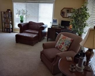 Oversize Leather Chair and Ottoman