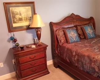 Night stand, queen bed