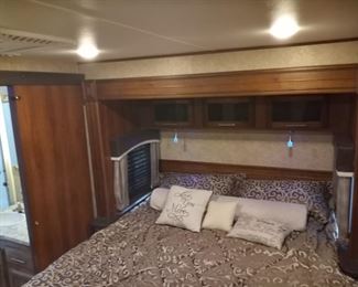 Bed in Jayco