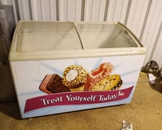 Ice Cream Freezer