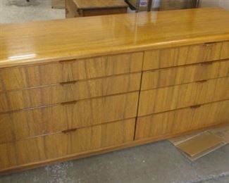 Drexel eight drawer chest - matches night stand