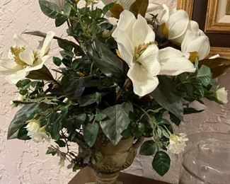 Home Decor - Faux Flowers / Botanicals