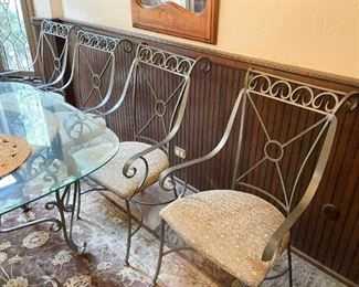 (view of dining chairs)