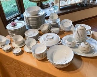 Vintage Easterling China Set, Kora Pattern (Bavaria, Germany)