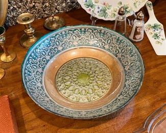 Vintage Art Glass Bowl