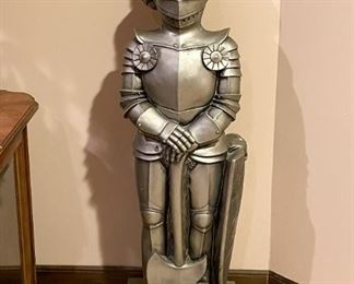 Suit of Armor Statue