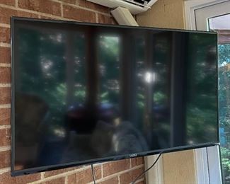 Vizio Flat Screen TV