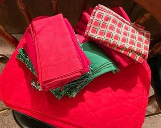 Christmas Table Linens