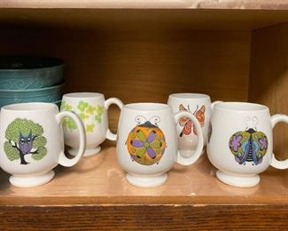 Adorable Vintage Mugs