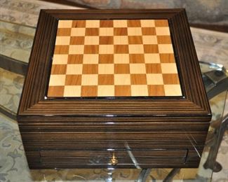 Beautiful New Game Box Set for Chess, Checkers, backgammon, Cribbage and Poker in a Gorgeous Lacquered Case 