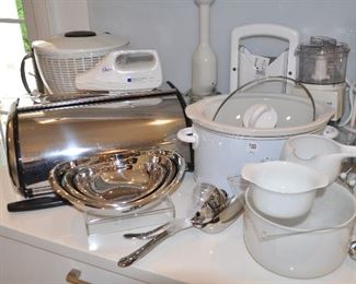 Kitchen Ware by Krups, Cuisinart, Braun, Oster, Rival, Hutchenruther, and More!