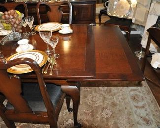 20" Extensions Pull Out from Each Side!