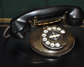 Vintage Dial Telephone with Metal Base