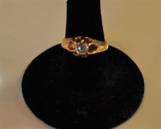 #J21   14kt ring small diamond total weight  with stone 3.7 $125.00
