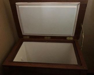 WOODEN COOLER