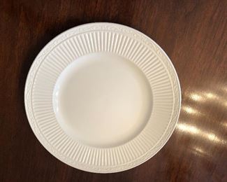 WEDGEWOOD COUNTRYWARE PLATES ONLY